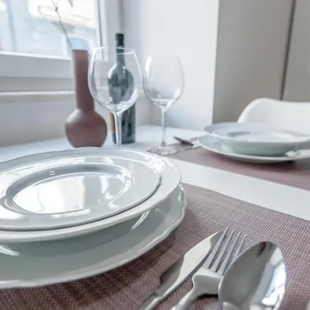 Klara Free Parking, Center Apartament